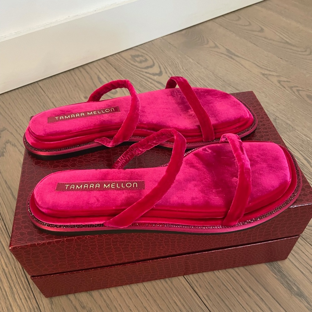 NEW TAMARA FLATS❤️